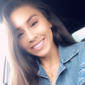 Meet your Posher, Leanne